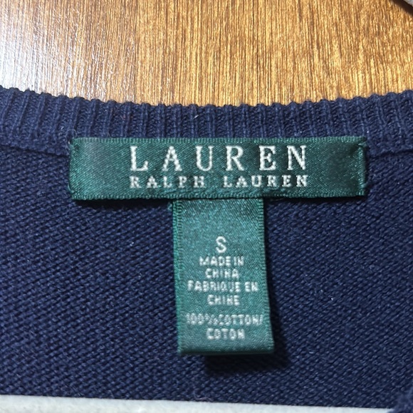 Ralph Lauren sweater. - Picture 2 of 3